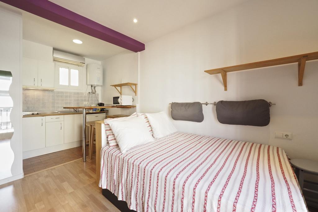 Sunny Apartments Barcelona Bagian luar foto