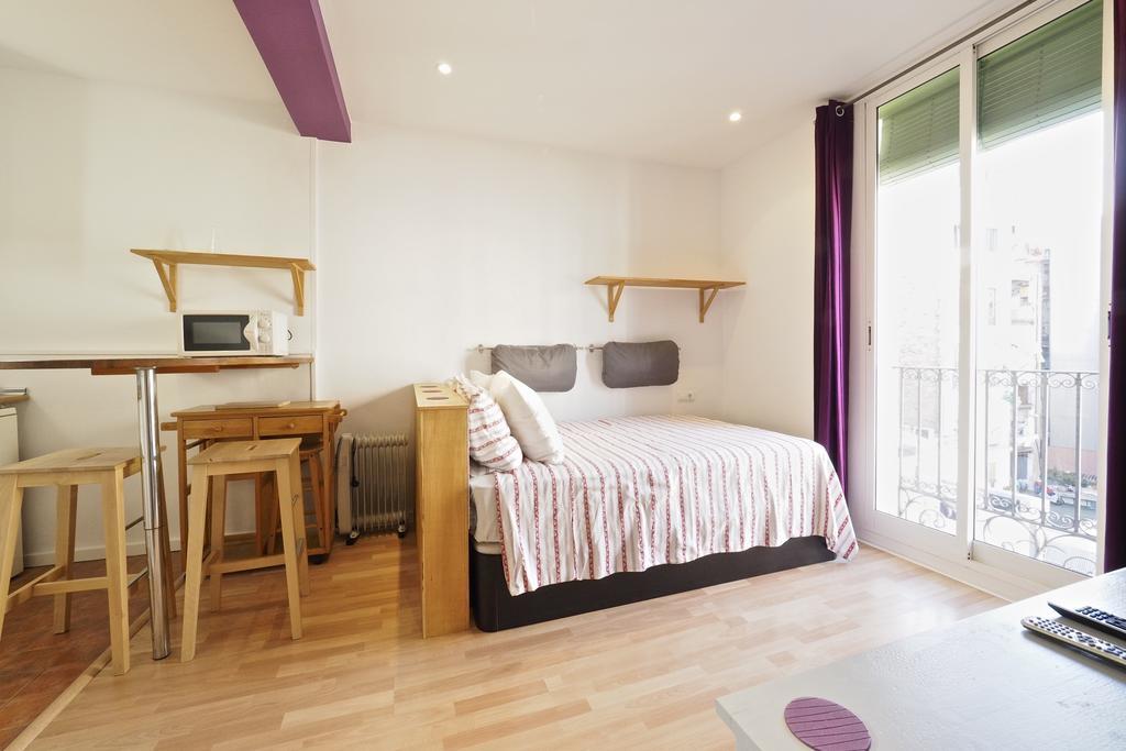 Sunny Apartments Barcelona Bagian luar foto